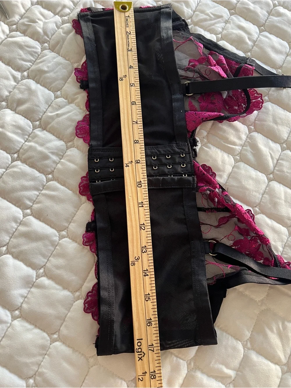 Torrid 1 XL Black Magenta Lace Floral Sexy Wide Back Sheer Underwire no pad bra